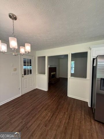 255 Lakeside Drive, Covington, GA 30016