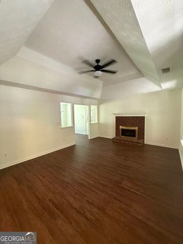 255 Lakeside Drive, Covington, GA 30016