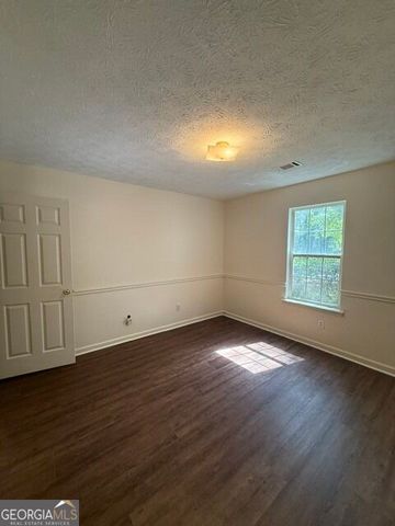255 Lakeside Drive, Covington, GA 30016