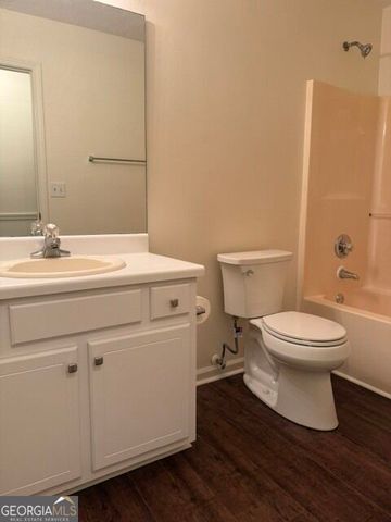 255 Lakeside Drive, Covington, GA 30016