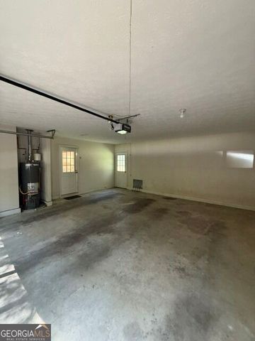 255 Lakeside Drive, Covington, GA 30016