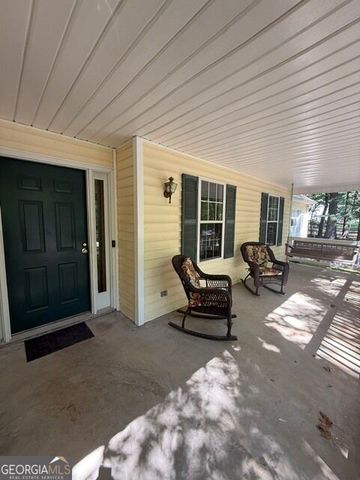 255 Lakeside Drive, Covington, GA 30016