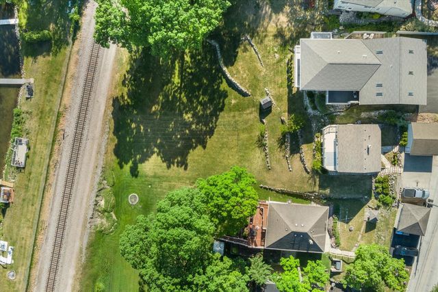 N39W27485 Hillside Grove ROAD, Pewaukee, WI 53072