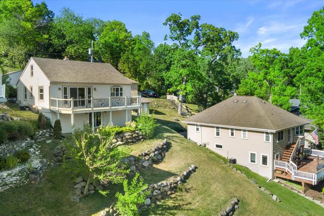 N39W27485 Hillside Grove ROAD, Pewaukee, WI 53072