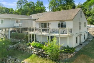 N39W27485 Hillside Grove ROAD, Pewaukee, WI 53072