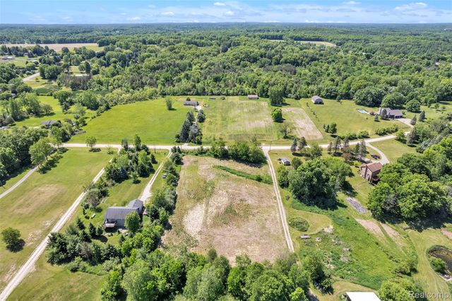 VL-000 Charles Huff Road, Howell, MI 48855