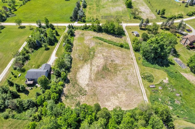 VL-000 Charles Huff Road, Howell, MI 48855