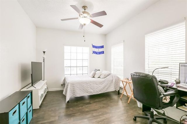 912 W 22nd ST 202, Austin, TX 78705