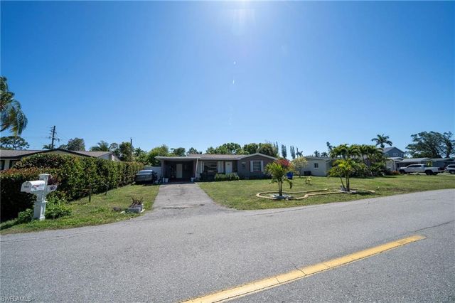 1862 Moreno AVE, Fort Myers, FL 33901