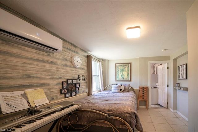 1862 Moreno AVE, Fort Myers, FL 33901