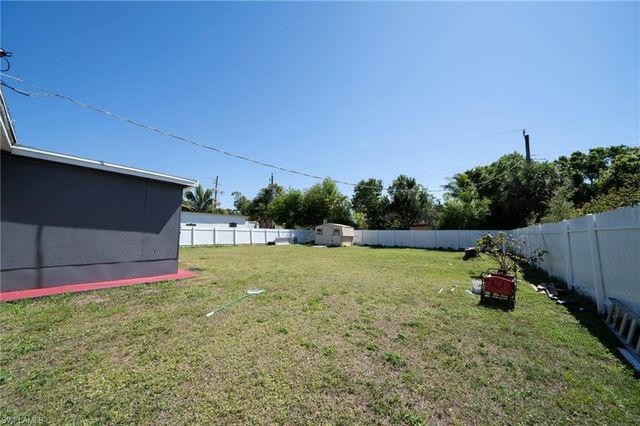 1862 Moreno AVE, Fort Myers, FL 33901