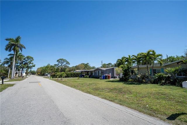 1862 Moreno AVE, Fort Myers, FL 33901