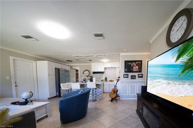 1862 Moreno AVE, Fort Myers, FL 33901