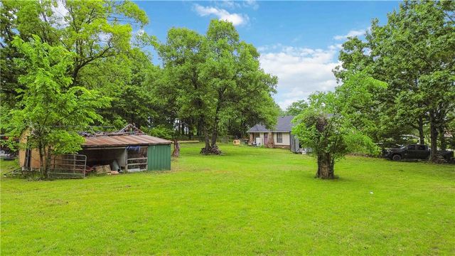 3830 Primrose Lane, Springdale, AR 72764