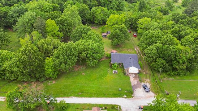 3830 Primrose Lane, Springdale, AR 72764