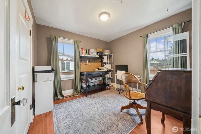 413 2nd Street NE, Puyallup, WA 98372