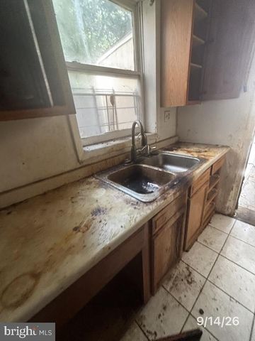 11 FRANKLIN ST NE, Washington, DC 20002