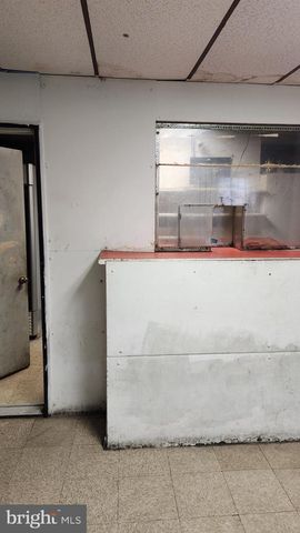 4900 REISTERSTOWN RD, Baltimore, MD 21215