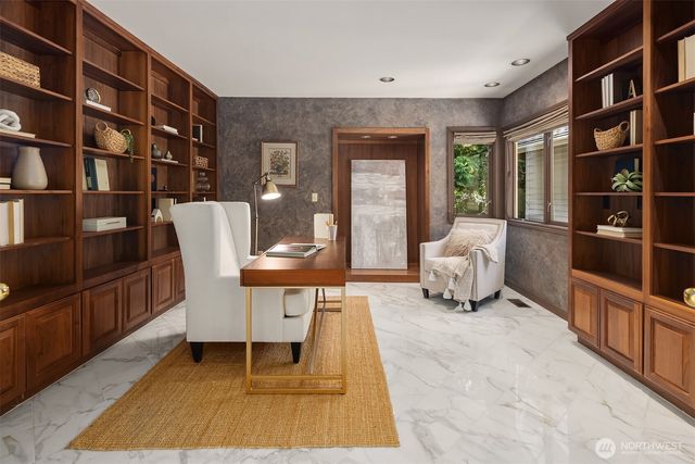 5412 96th Avenue SE, Mercer Island, WA 98040