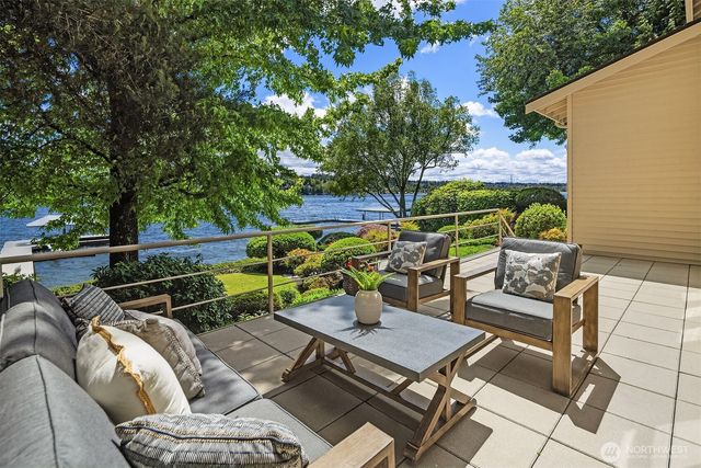 5412 96th Avenue SE, Mercer Island, WA 98040