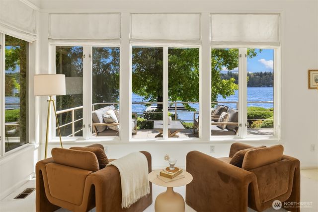 5412 96th Avenue SE, Mercer Island, WA 98040