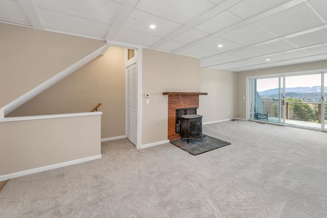 76 Tonset Slope, Sunapee, NH 03782