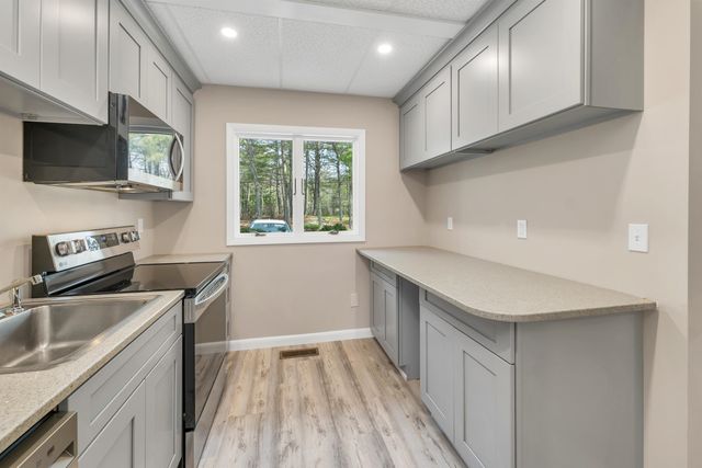 76 Tonset Slope, Sunapee, NH 03782