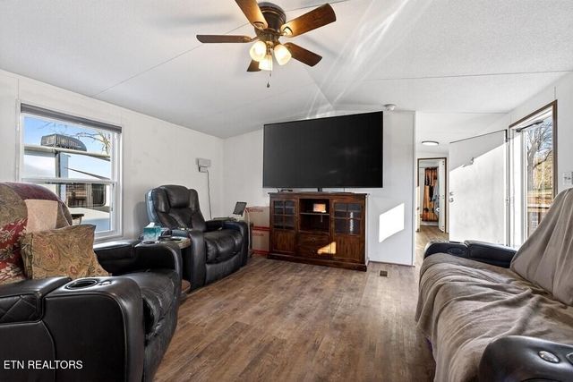 171 Still Point Rd, Smithville, TN 37166