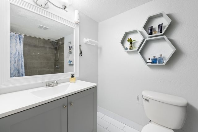 3750 NW 115th Way 9-1, Coral Springs, FL 33065