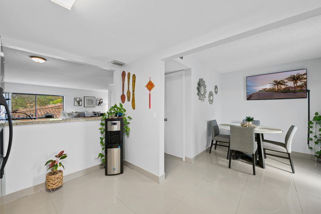 3750 NW 115th Way 9-1, Coral Springs, FL 33065