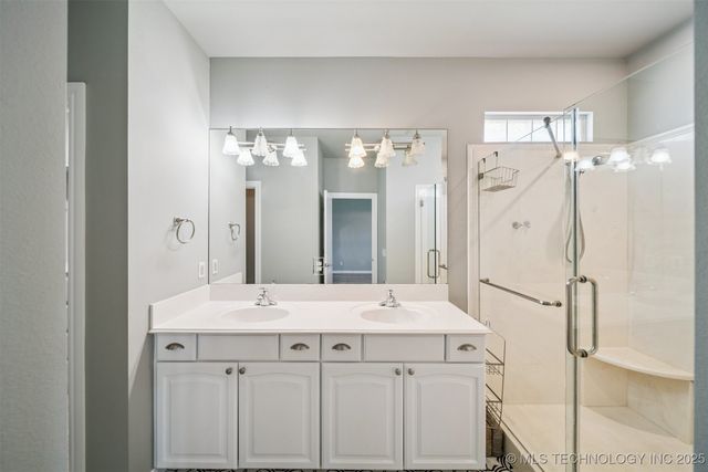 24550 S Meadow Circle Road, Claremore, OK 74019