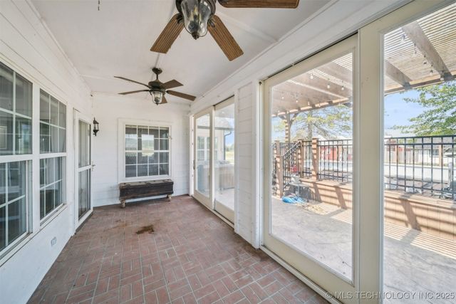 24550 S Meadow Circle Road, Claremore, OK 74019