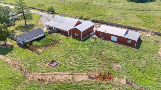 24550 S Meadow Circle Road, Claremore, OK 74019