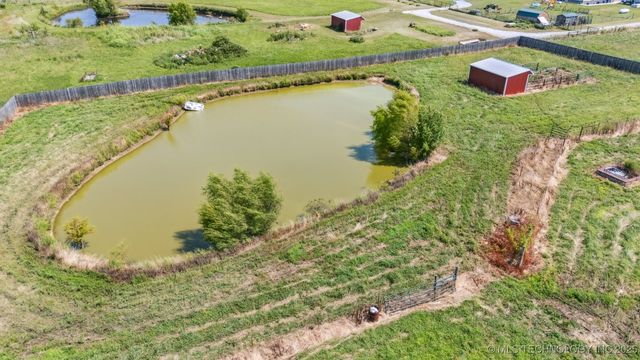 24550 S Meadow Circle Road, Claremore, OK 74019