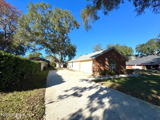 421 CHICOPEE Court, Jacksonville, FL 32259