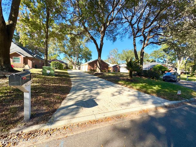 421 CHICOPEE Court, Jacksonville, FL 32259