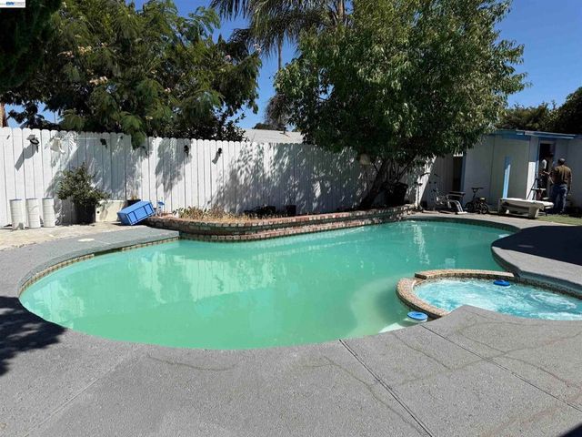 2784 Entrada Cir, Antioch, CA 94509