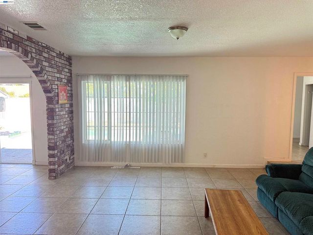 2784 Entrada Cir, Antioch, CA 94509