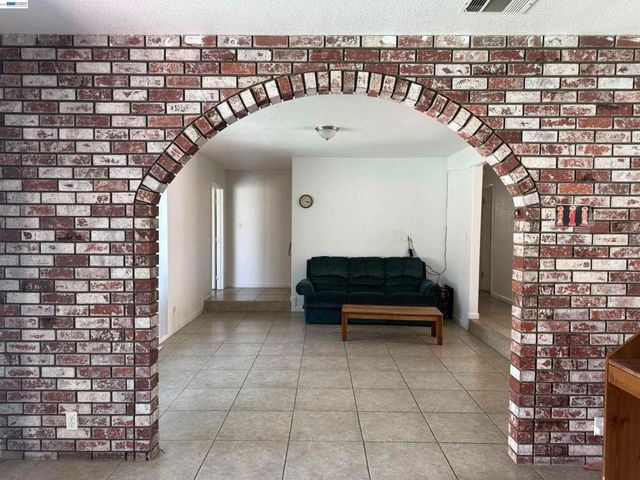 2784 Entrada Cir, Antioch, CA 94509