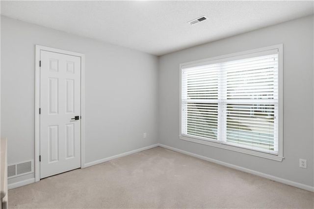 18640 W 116th Street, Olathe, KS 66061