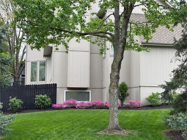 18640 W 116th Street, Olathe, KS 66061