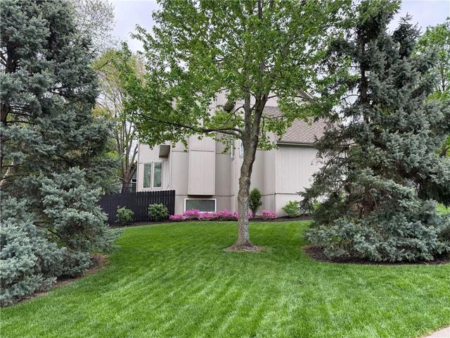18640 W 116th Street, Olathe, KS 66061