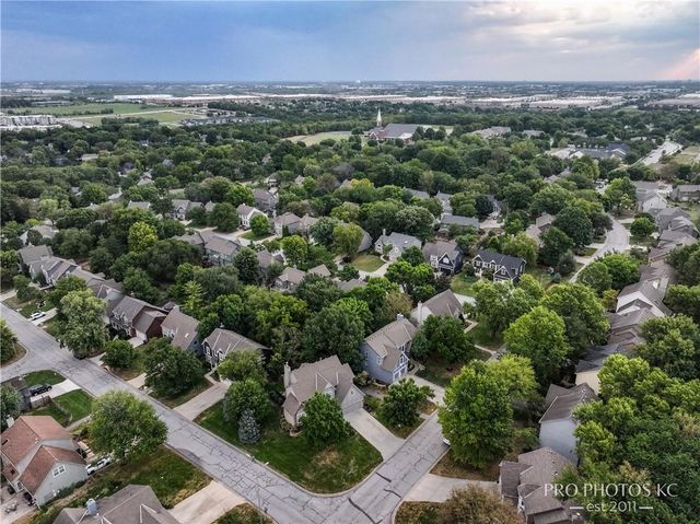 18640 W 116th Street, Olathe, KS 66061