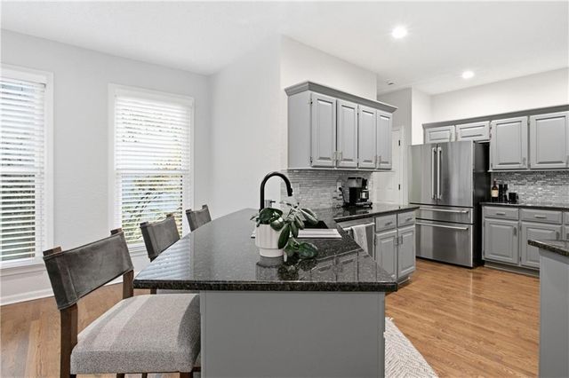 18640 W 116th Street, Olathe, KS 66061
