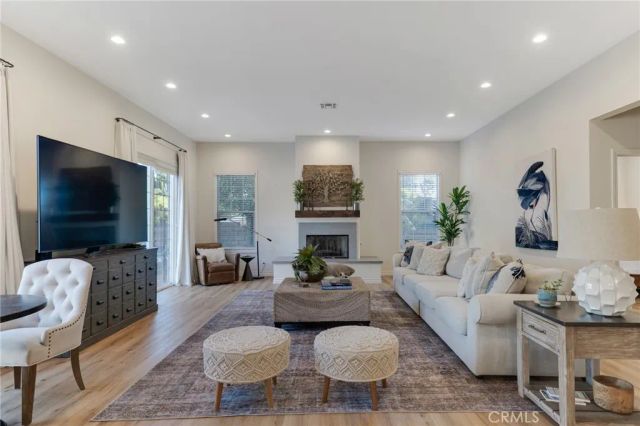 10238 Tunney, Northridge, CA 91324