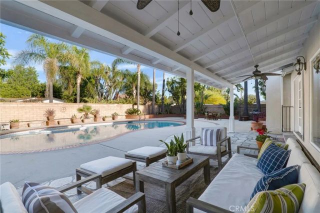 10238 Tunney, Northridge, CA 91324