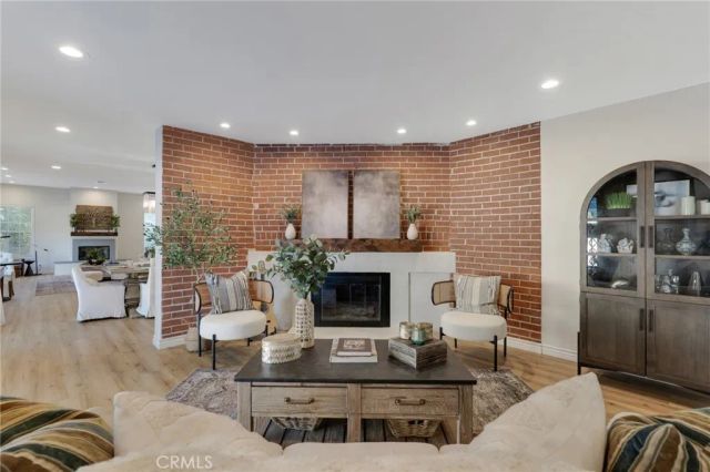 10238 Tunney, Northridge, CA 91324