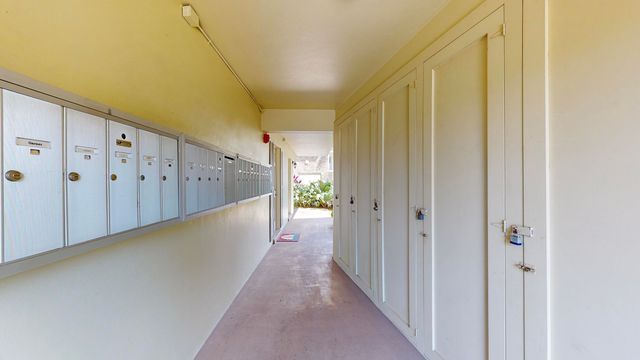 5540 Tamberlane Circle 121, Palm Beach Gardens, FL 33418