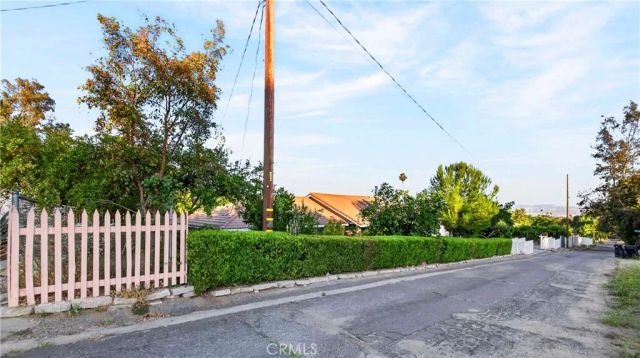 3797 Jeffers Road, San Bernardino, CA 92404