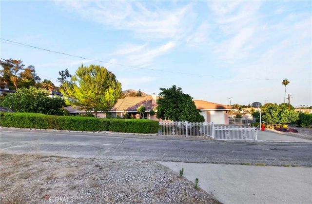 3797 Jeffers Road, San Bernardino, CA 92404